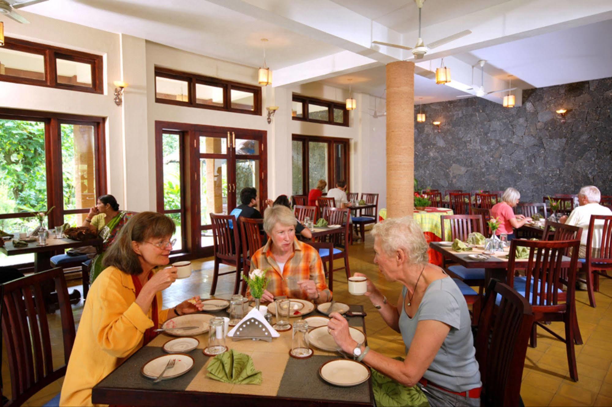 Carmelia Haven Resort Thekkady Kültér fotó