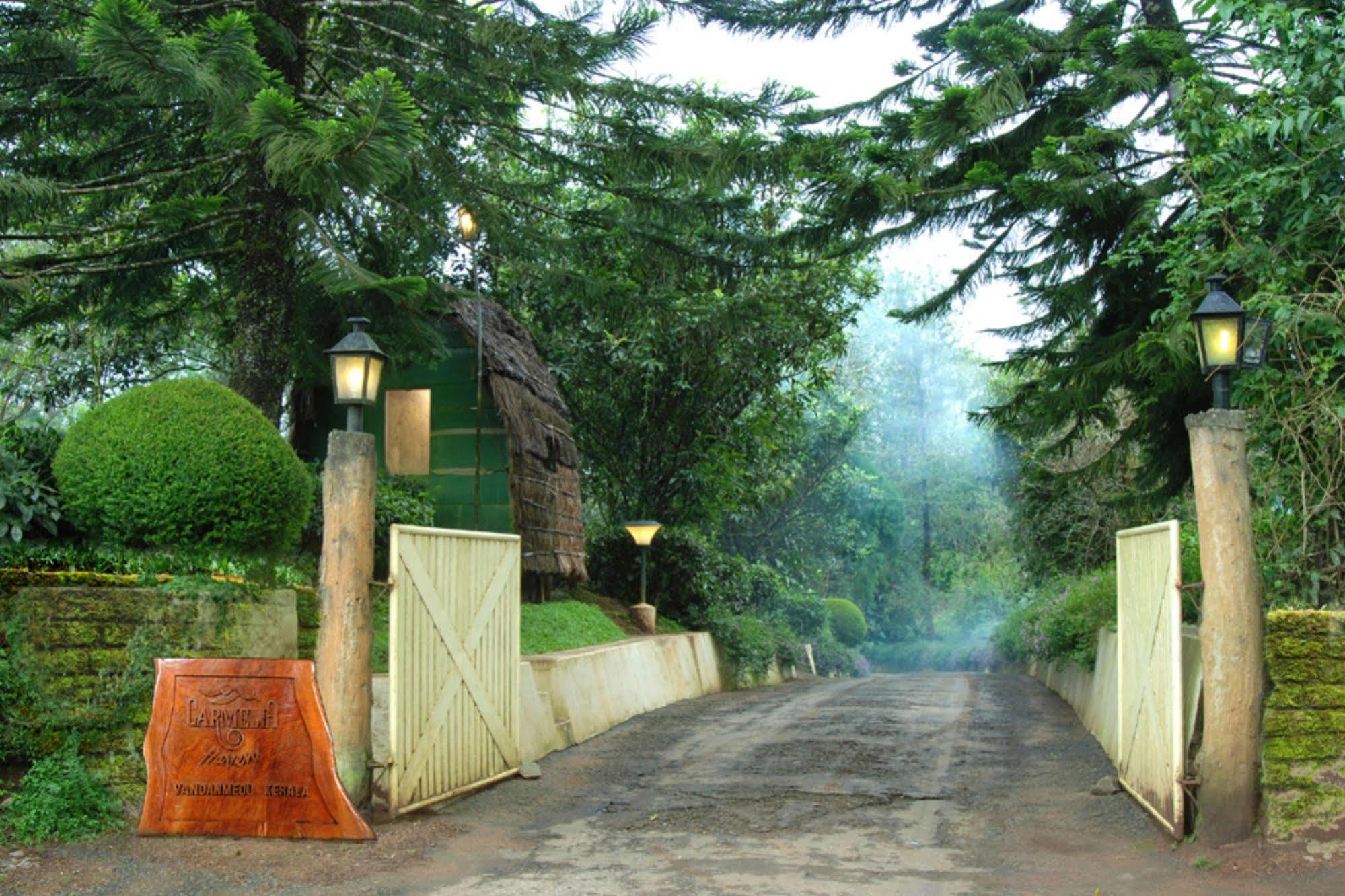 Carmelia Haven Resort Thekkady Kültér fotó